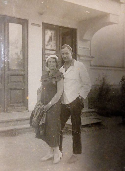 Лев Николаевич и Ольга Николаевна Пунины. 1935 г.