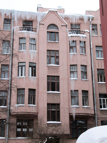 Дом Ф.М. Рыбина на Порховской ул., лестничный узел