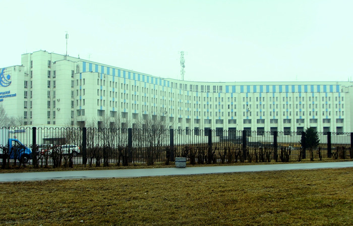 Здание больницы Кировского завода