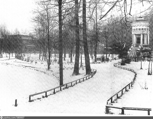 Сад имени Дзержинского (1930-1960-е годы)